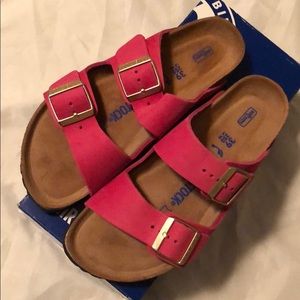 Pink Soft footbed Birkenstock’s Sz 39 Narrow